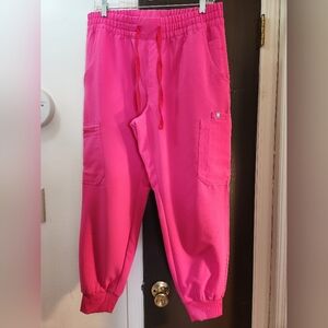 Figs Jogger Scrub Pants In Shocking Pink
